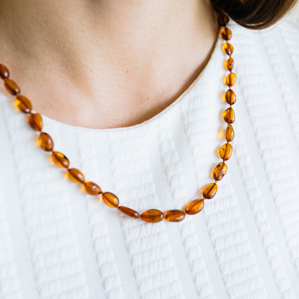 Mommy's Bonding Amber Necklace (Honey)